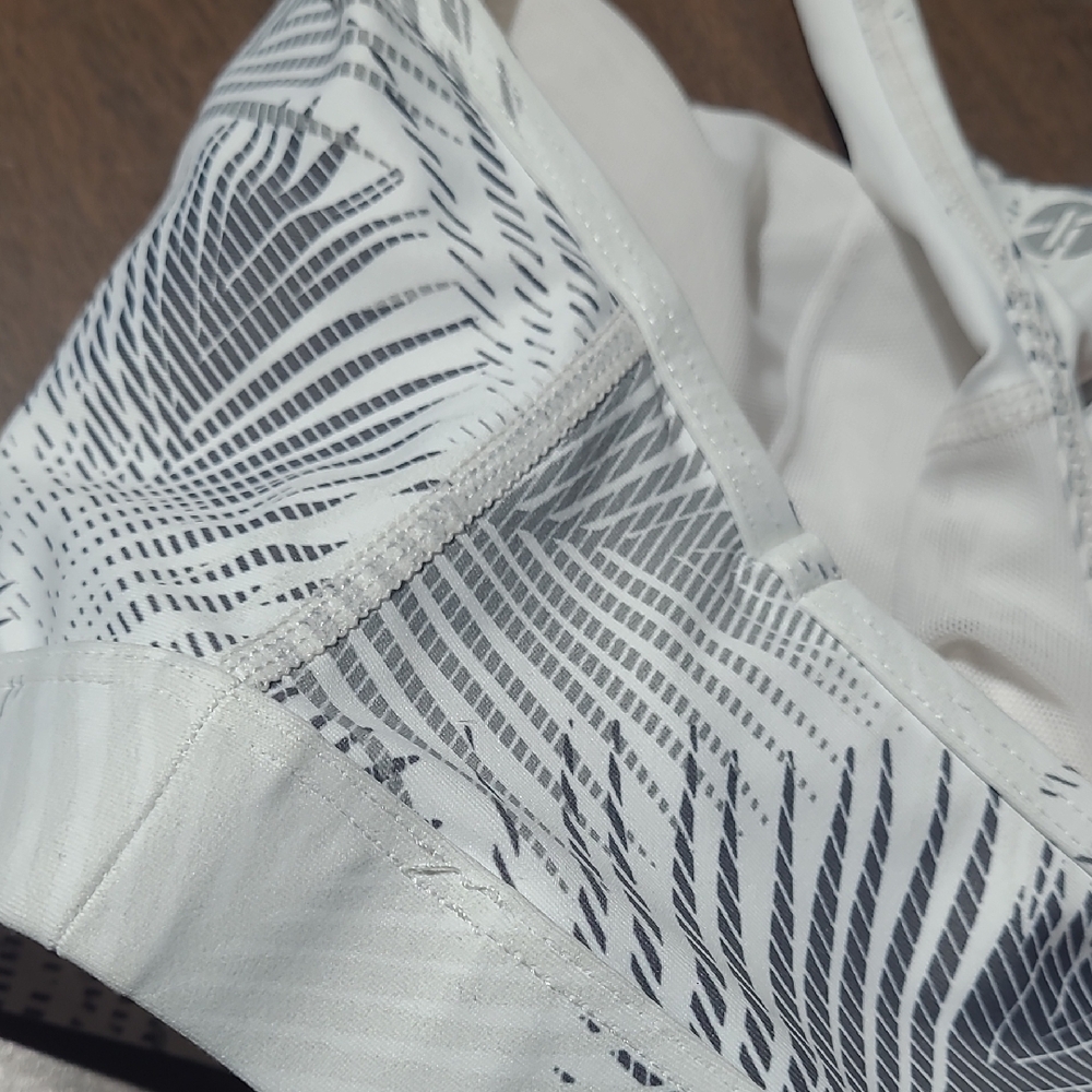 Tag Athletica White, Black, Gray Racerback Sports Bra - Picture 5 of 8